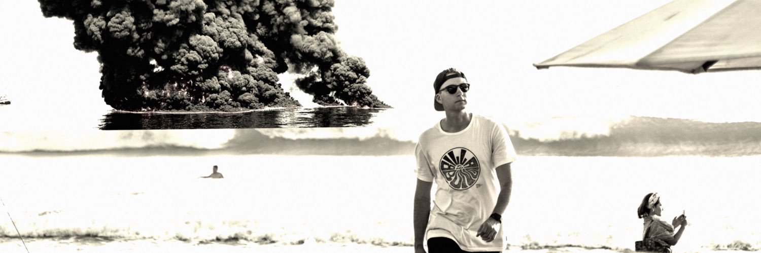 starovatt's profile banner image