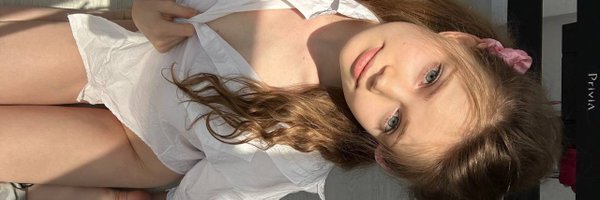 karinavellm Profile Banner