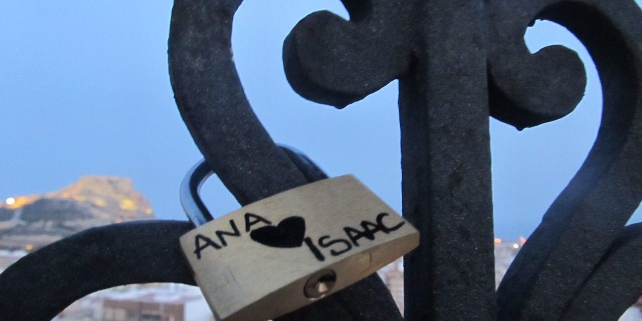 IsaacPerez_28's profile banner image