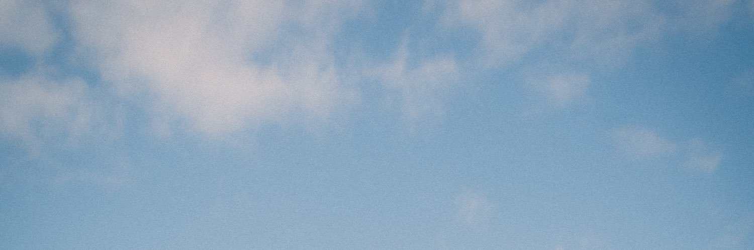 24Laurika's profile banner image
