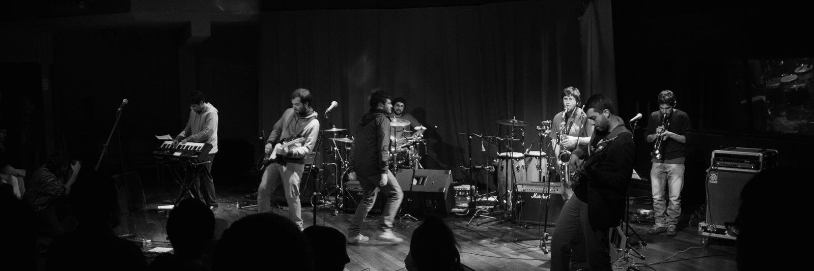 Modesto Medio banner