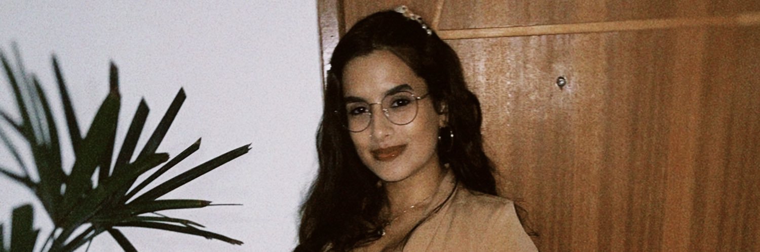bella_neres's profile banner image