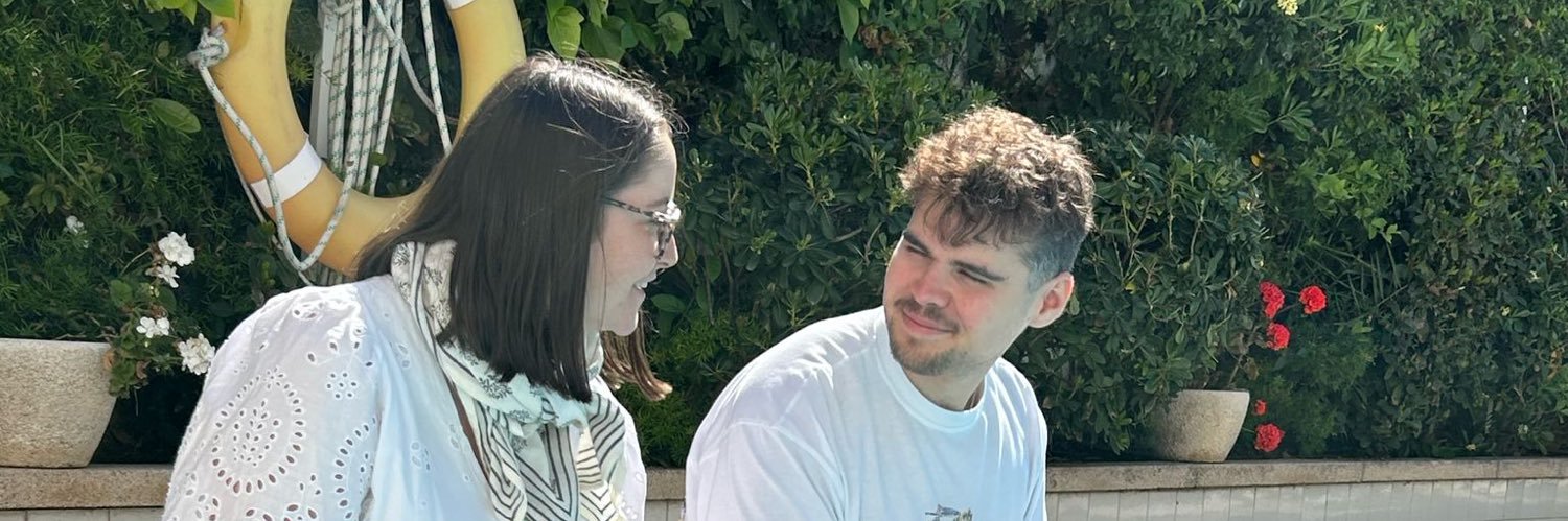 clemdestombes's profile banner image