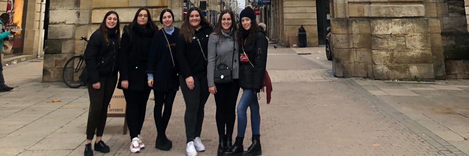 AndreaRuizGarci's profile banner image