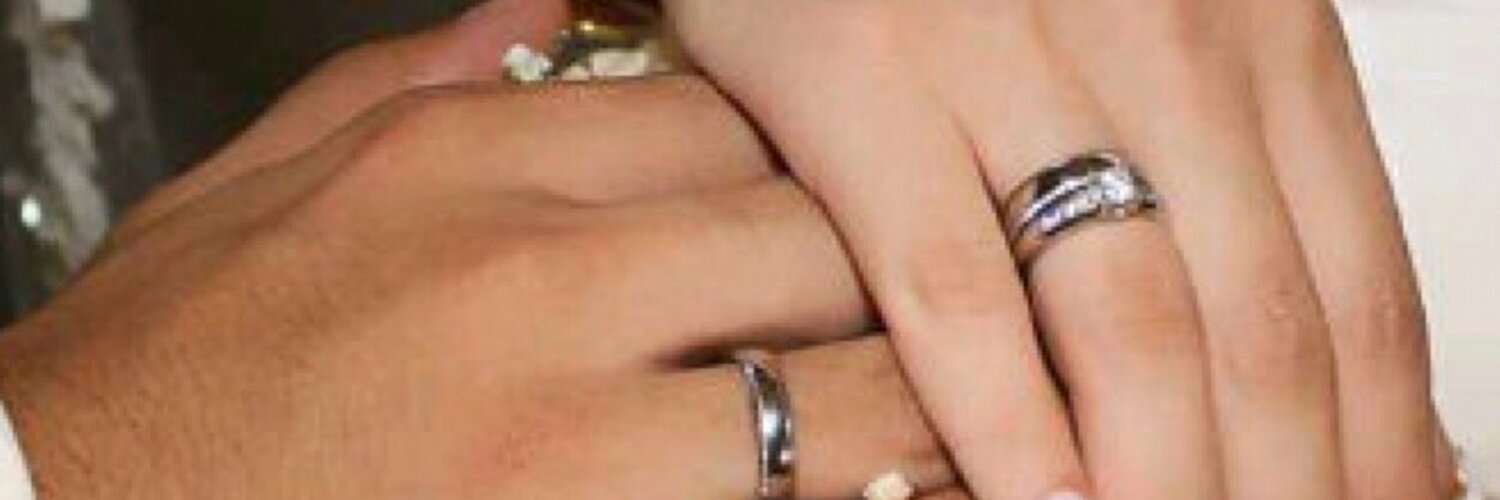 MgnonLove's profile banner image