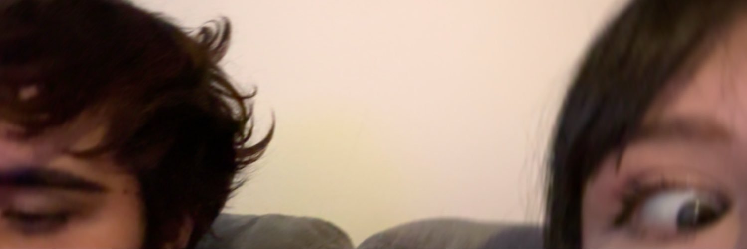 dollyylele's profile banner image