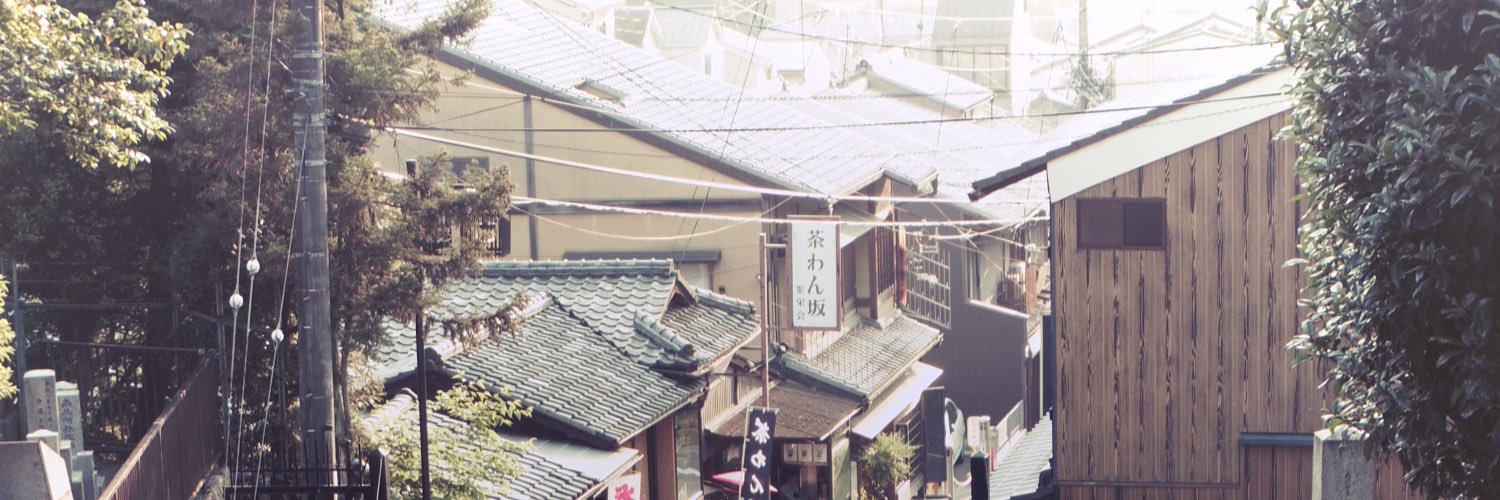 Winnie_Nyy's profile banner image