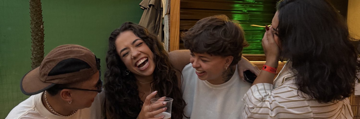 bueno banner