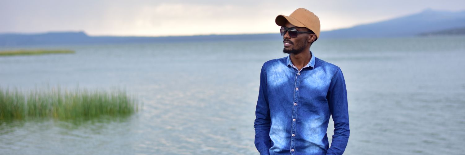 agingar's profile banner image