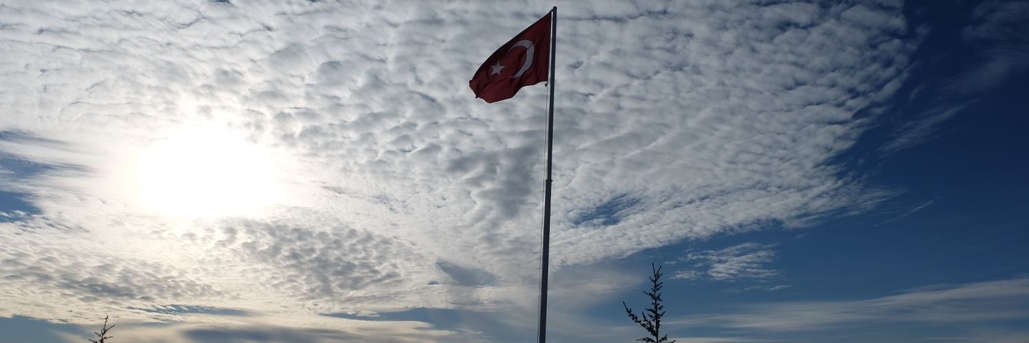 Durmusuner's profile banner image
