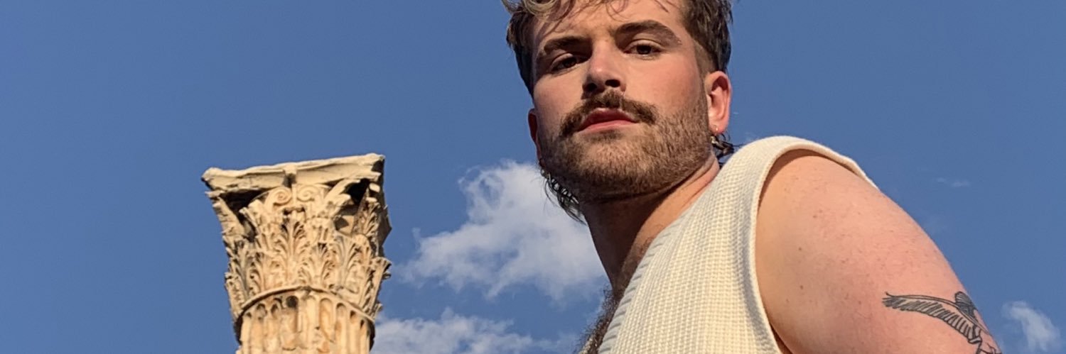 houseofdvey's profile banner image