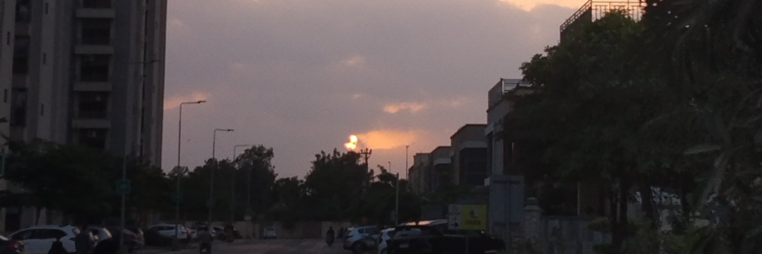huma_aaa's profile banner image