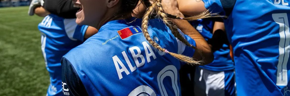 AlbaColeto's profile banner image