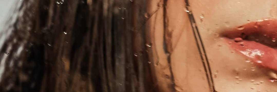 YeahCaroline's profile banner image