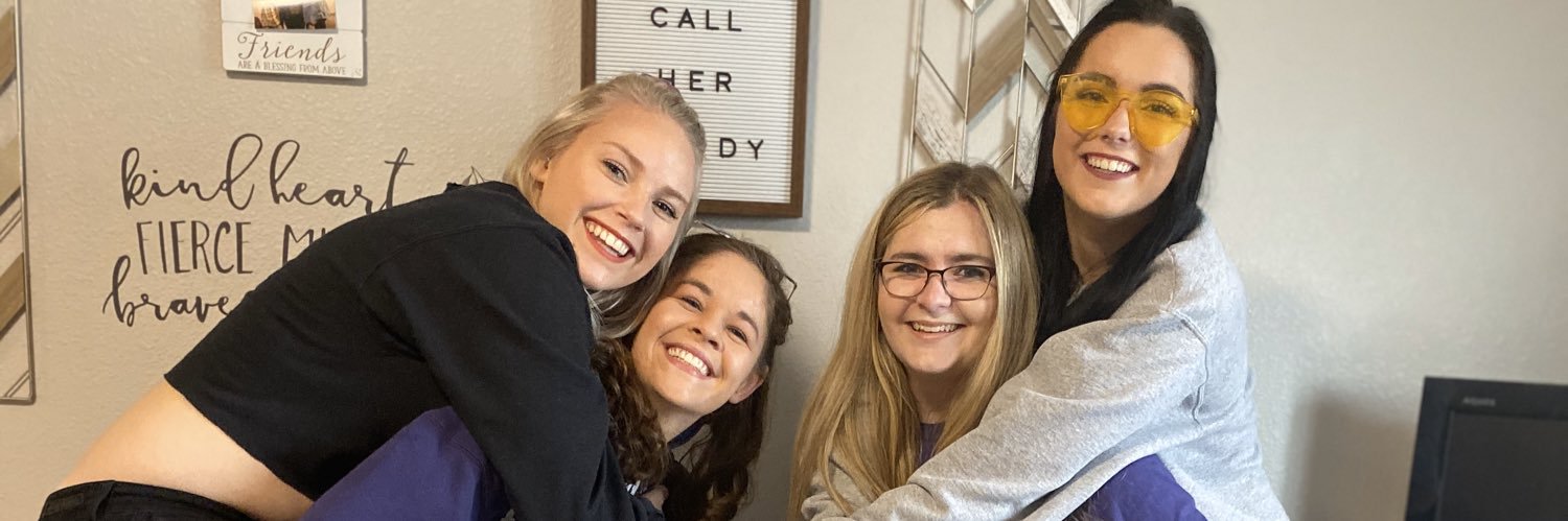 brielleholm's profile banner image