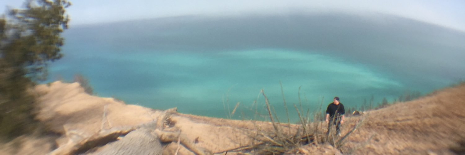 DaniQuinlin's profile banner image