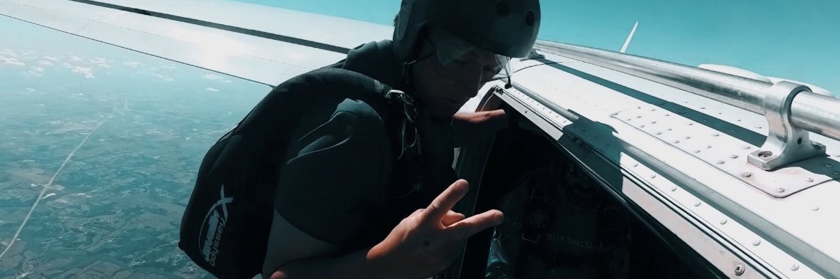 Thuuuuv's profile banner image