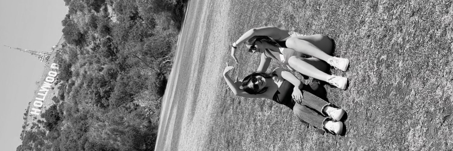 ariatne_daniela's profile banner image