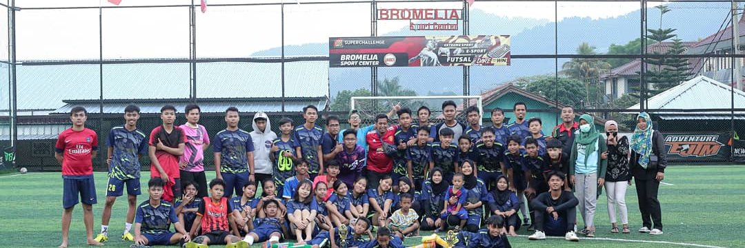 aripkomeng's profile banner image