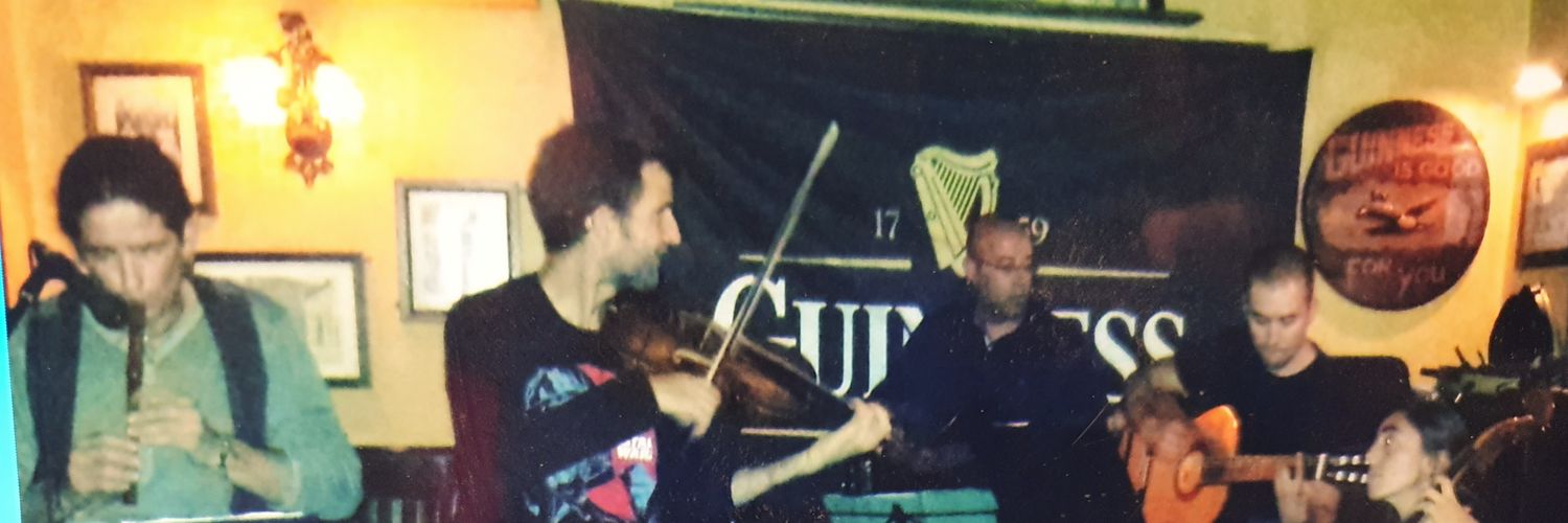 IRISHPUBPEOPLE's profile banner image