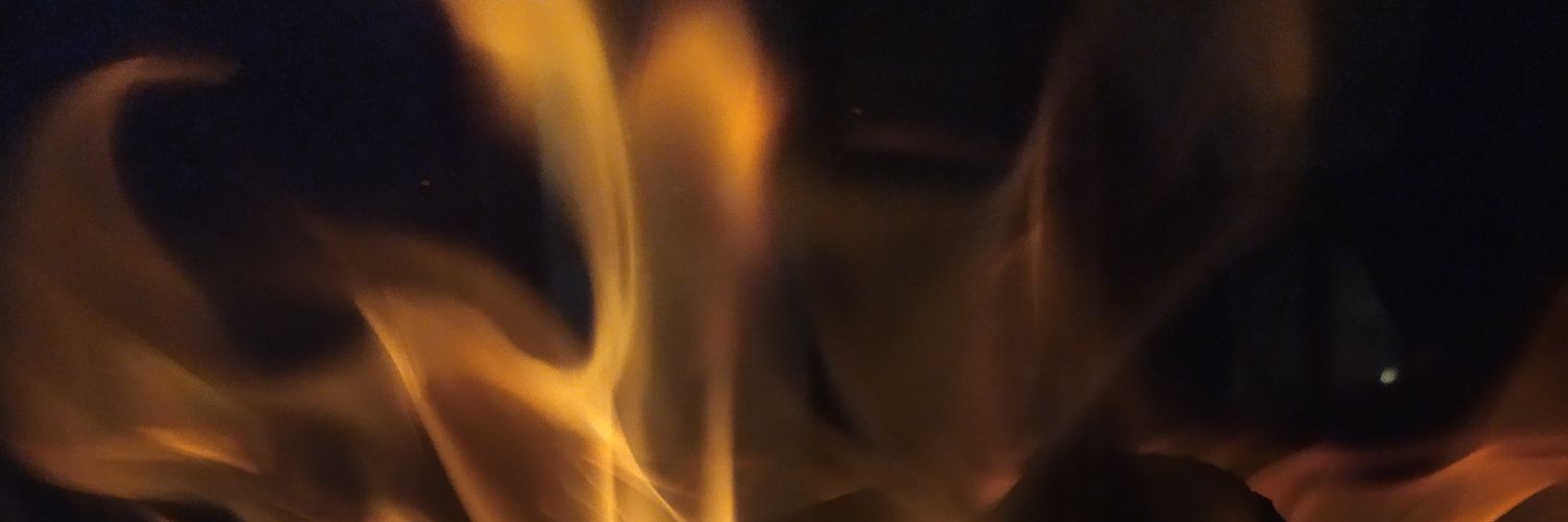 Carlitititittos's profile banner image