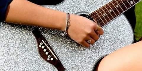 Mari3Gonzalez's profile banner image