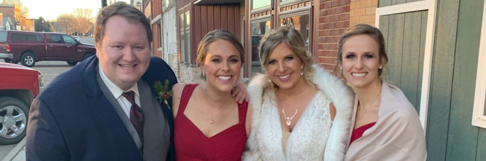 libby_wagner's profile banner image