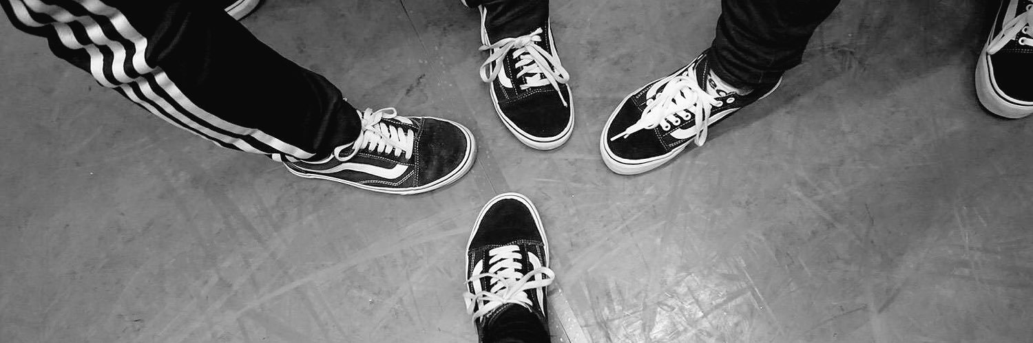 r_dance_A's profile banner image