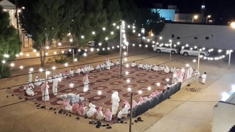 أسرة آل بشر banner