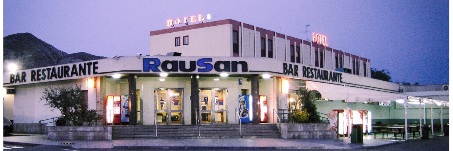 HotelRausan's profile banner image