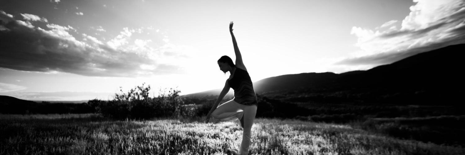 YoginiYates's profile banner image
