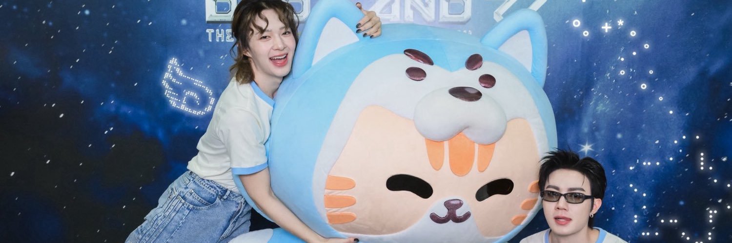 사눅. ଽ ໒(-ᆺ-)১🐶🐱💝 banner