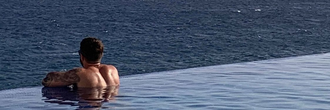 Bradley Mayhew banner