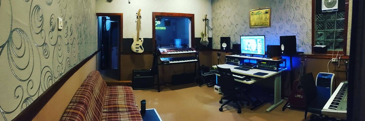 nirwan_r's profile banner image