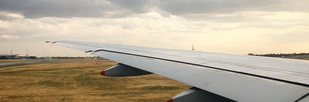 junetouw's profile banner image