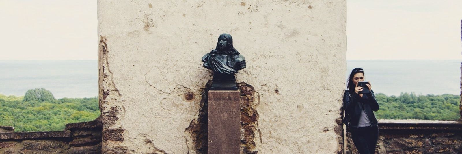 Romana Tomesch banner