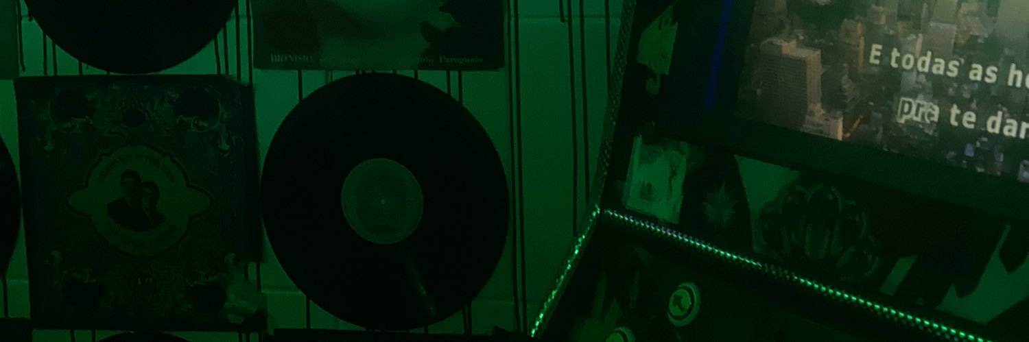 annasmvivas's profile banner image