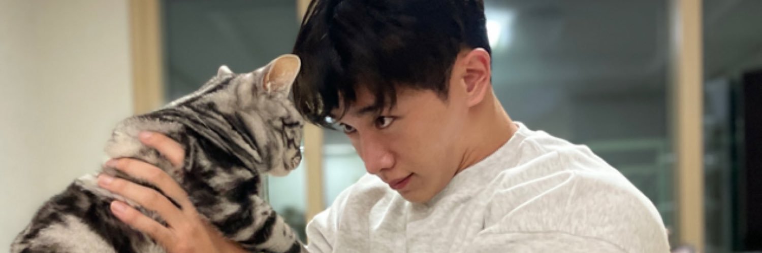 owonunu's profile banner image