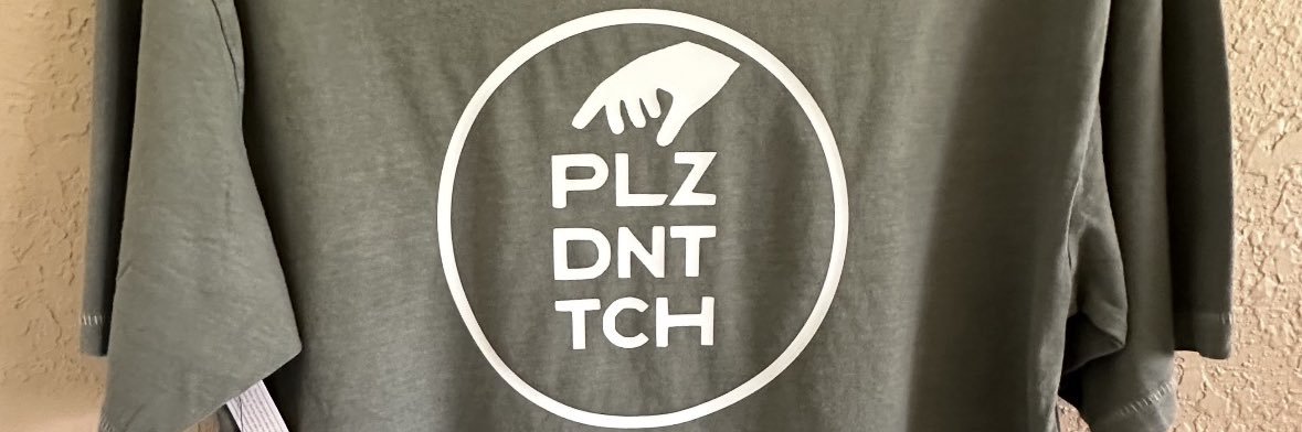 plzdontouchh's profile banner image