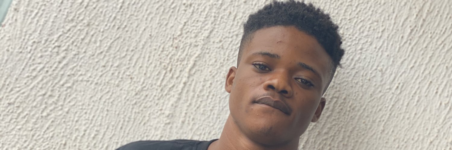 treshfik's profile banner image