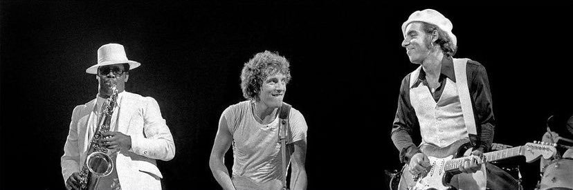 UCLAKINGSHALOS banner