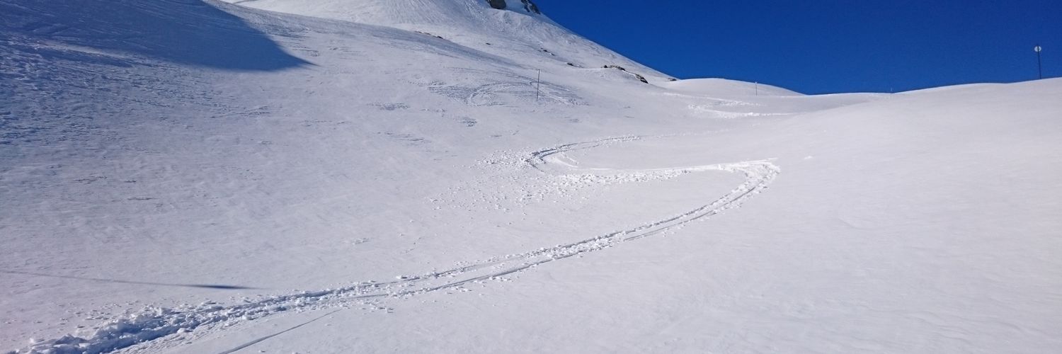 AZrdkL's profile banner image