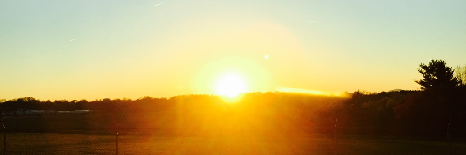 madeleinelogan's profile banner image