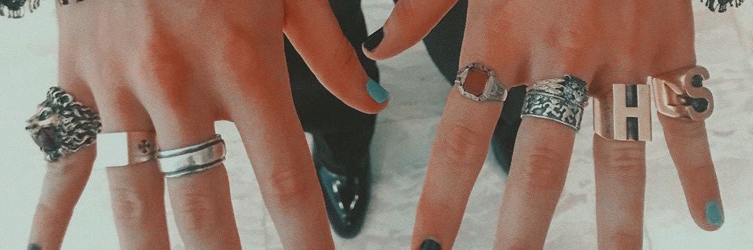 harrietlees02's profile banner image