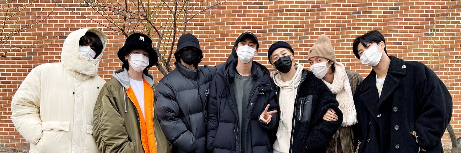 Vicky_9293_'s profile banner image