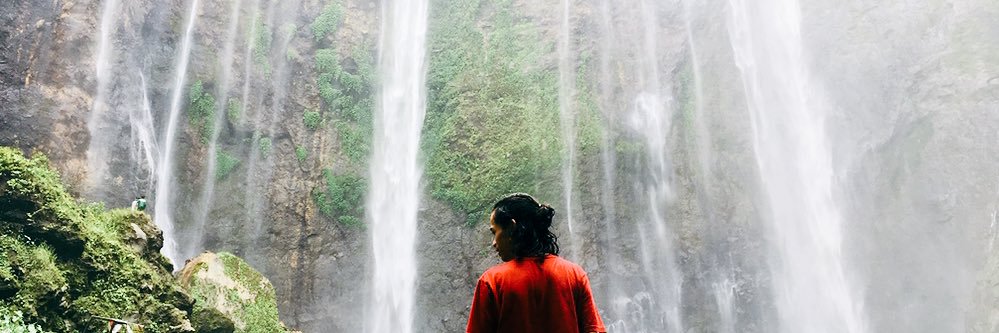 awnuris's profile banner image