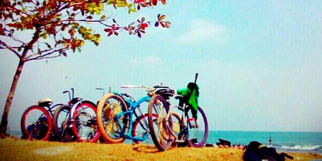 let_low's profile banner image