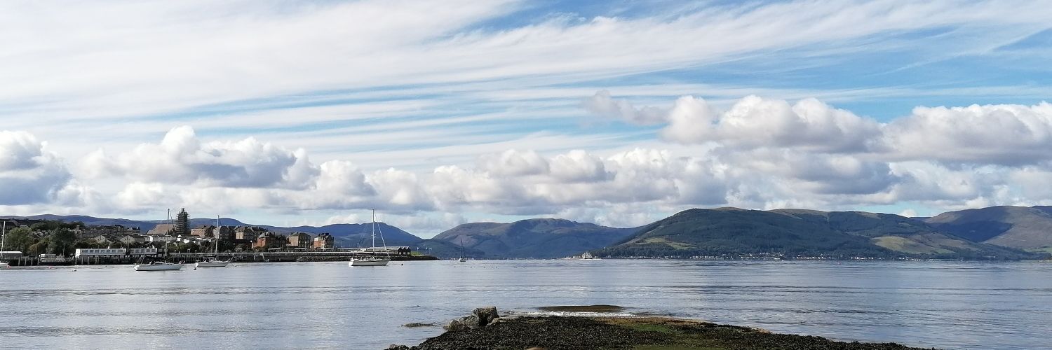 Kia de Strathalcluith banner