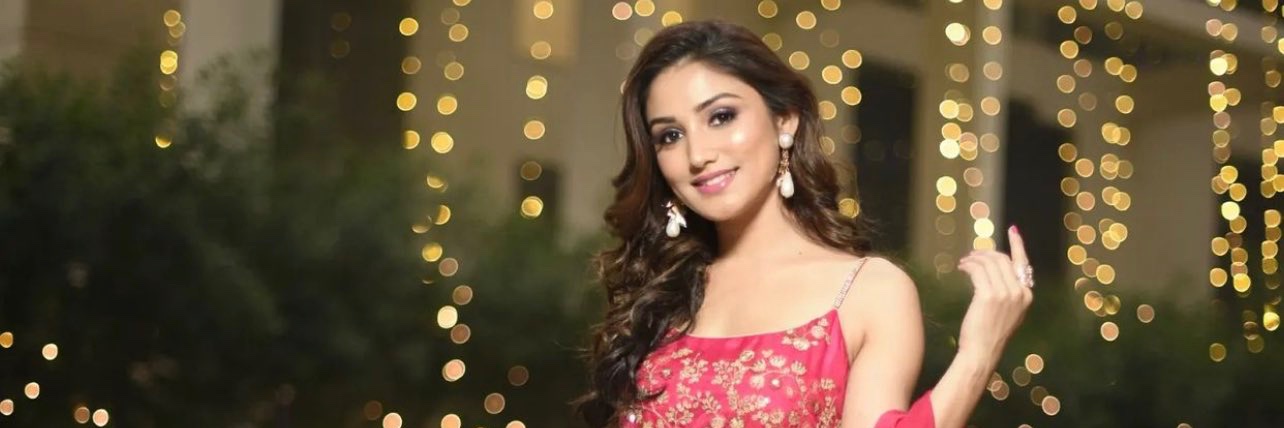 mehra_ada's profile banner image