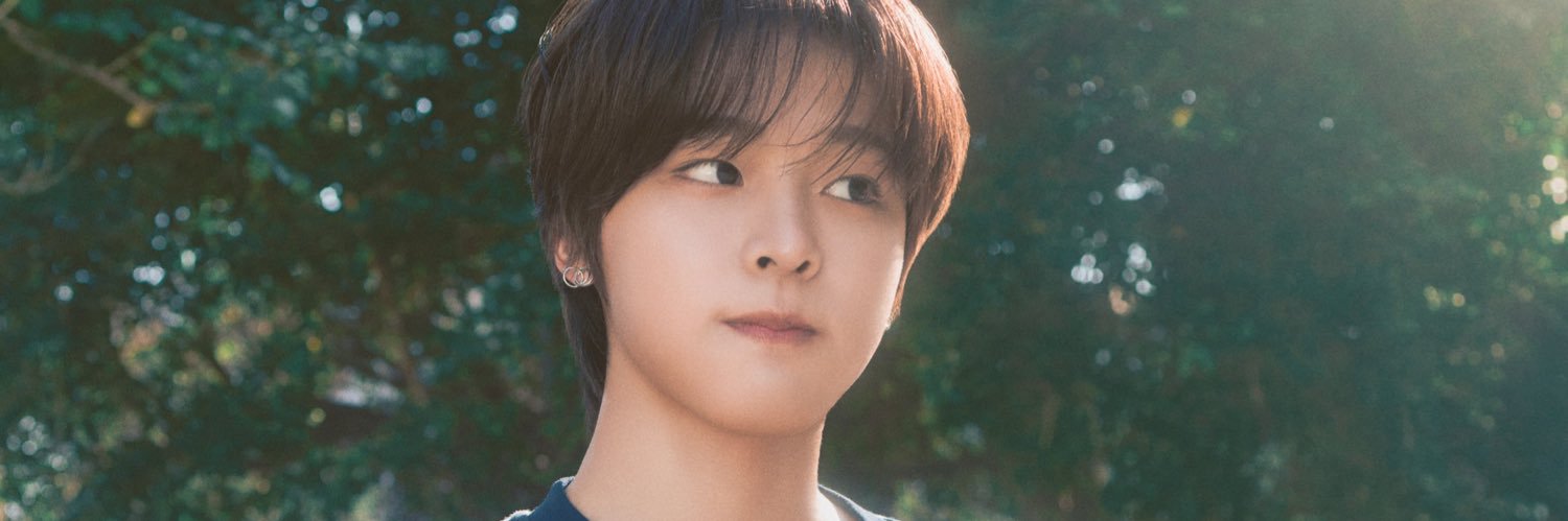 awithurtss's profile banner image